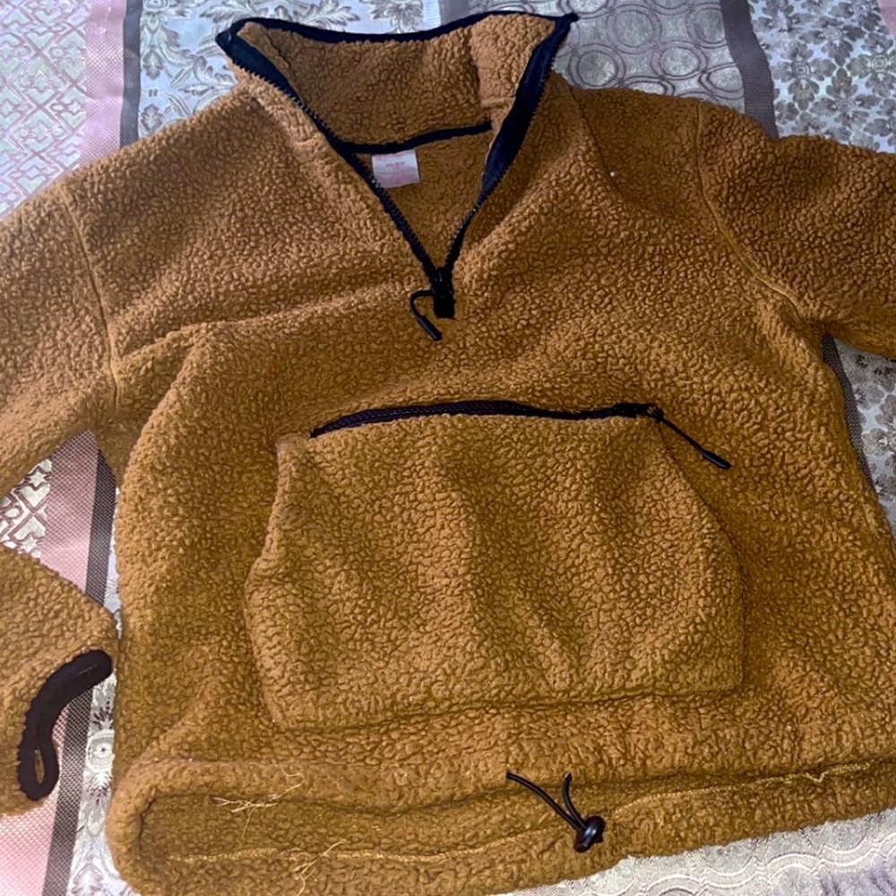 Dark Tan Women’s Pull Over